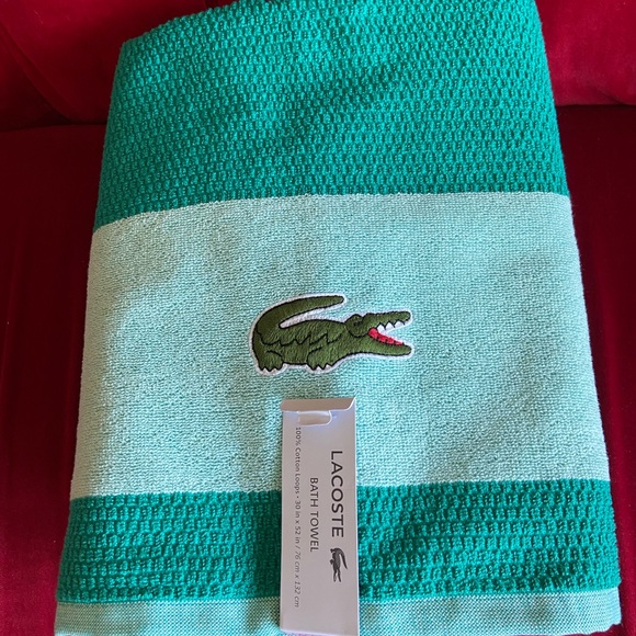 Lacoste Bath towel Set NWT - Picture 3 of 3